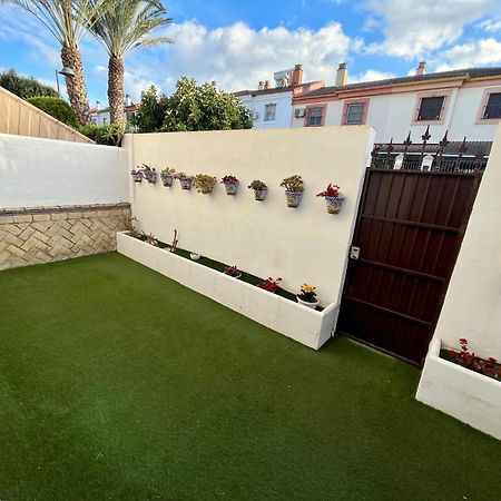 Like At Home Near Seville Montequinto Exterior photo
